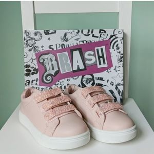 BNWT Toddler Girl Sneakers (Size 9)